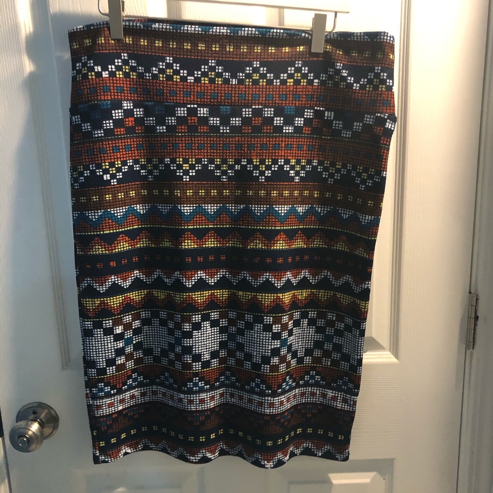 BOGO/50 LuLaRoe Cassie